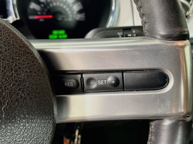 Used 2006 Ford Mustang GT Premium RWD image 27