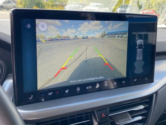 Used 2023 Ford Escape SE image 11