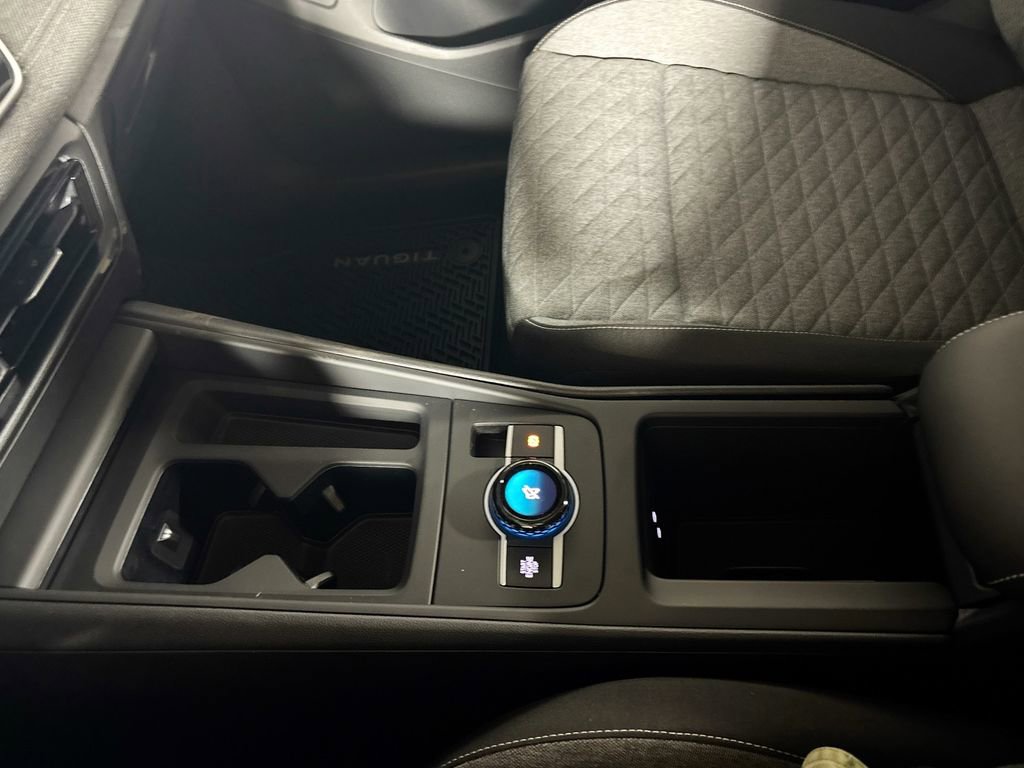 New 2025 Volkswagen Tiguan S image 15