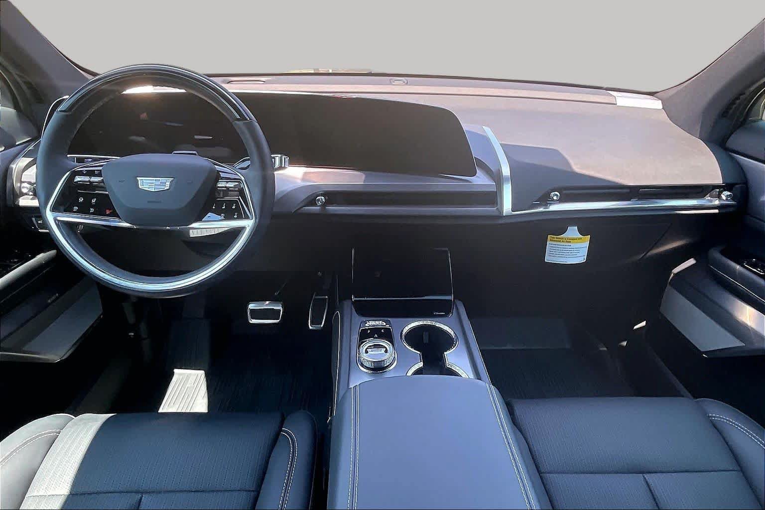 Used 2026 Cadillac Vistiq Sport w/ LPO, Floor Liner Package AWD/4WD image 14