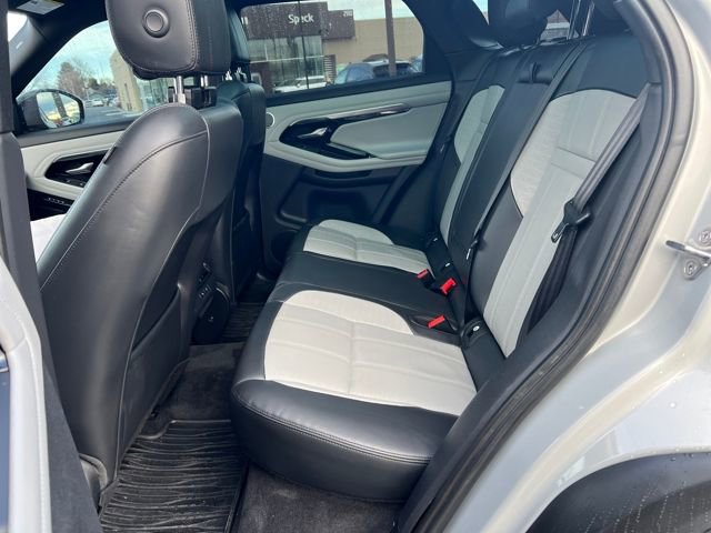 Used 2020 Land Rover Range Rover Evoque R-Dynamic HSE image 23