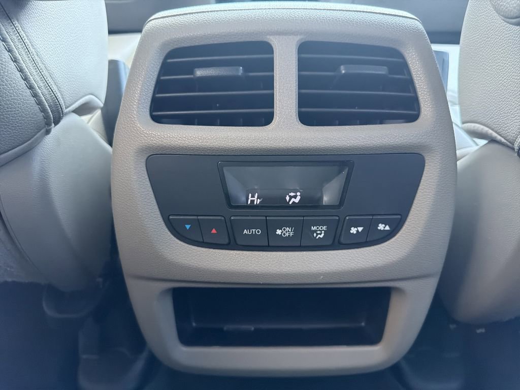 Used 2018 Honda Pilot EX-L image 22