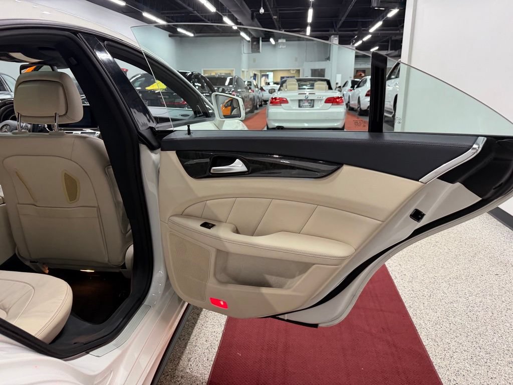 Used 2016 Mercedes-Benz CLS 400 image 31