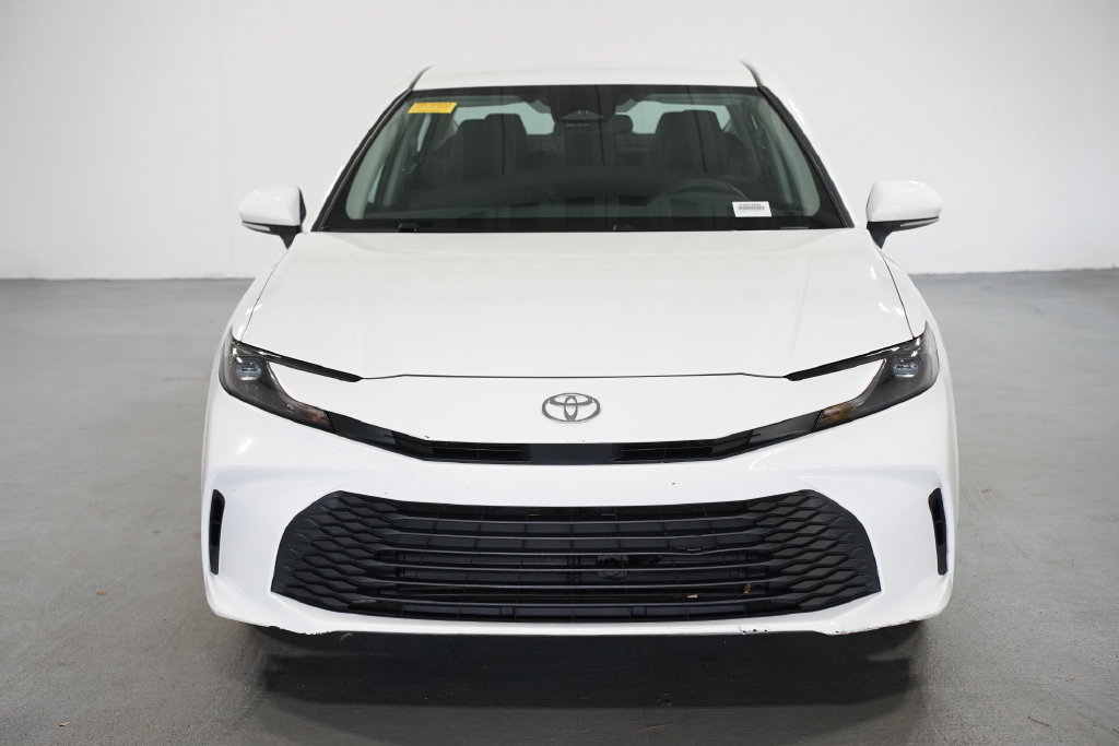 Certified 2025 Toyota Camry LE FWD image 2