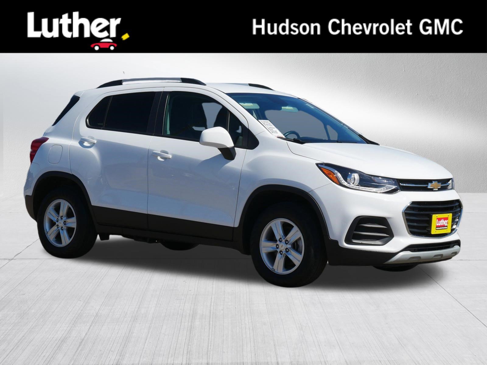 Used 2022 Chevrolet Trax LT w/ LT Convenience Package image 1