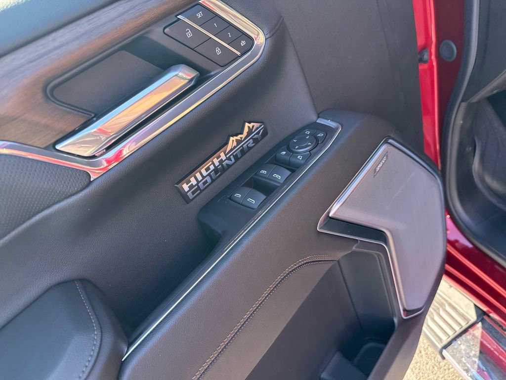 Used 2024 Chevrolet Silverado 1500 High Country w/ High Country Premium Package image 14