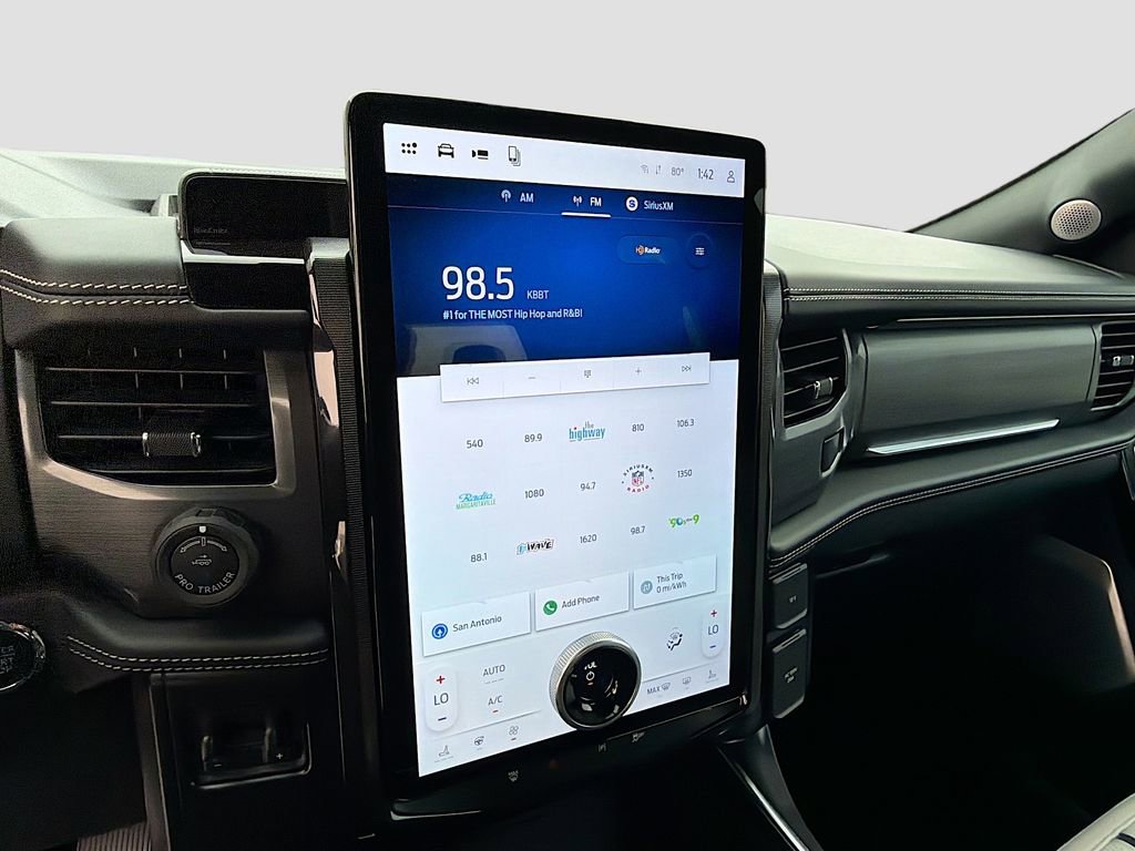 Used 2024 Ford F150 Lightning Platinum AWD/4WD image 15