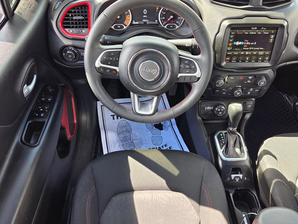 Used 2023 Jeep Renegade Trailhawk w/ Sun/Sound Group AWD/4WD image 5