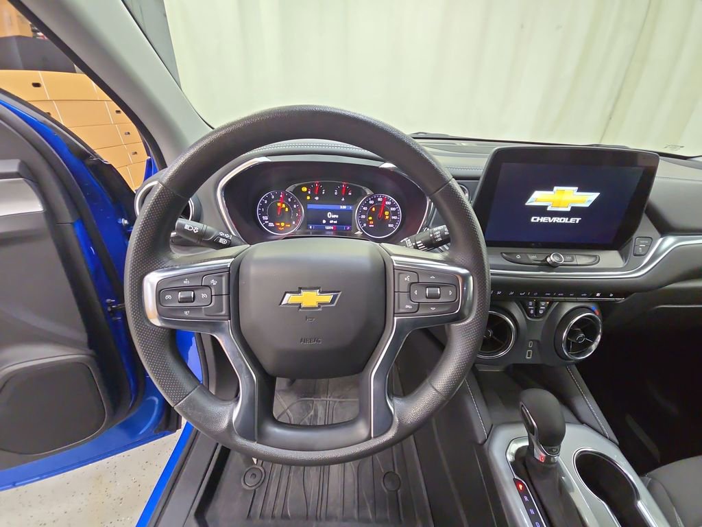 Certified 2024 Chevrolet Blazer LT w/ Convenience Package FWD image 15