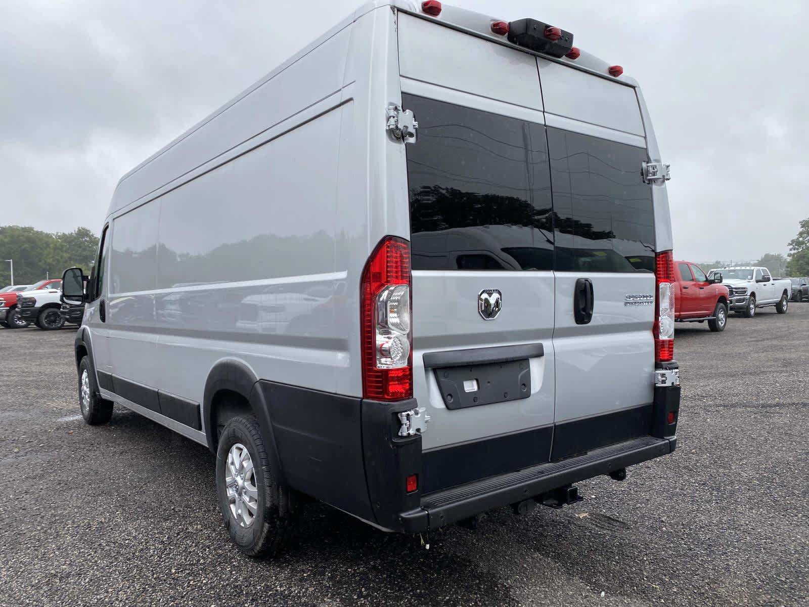 Used 2025 RAM ProMaster 3500 w/ Quick Order Package 22H SLT+ FWD image 7
