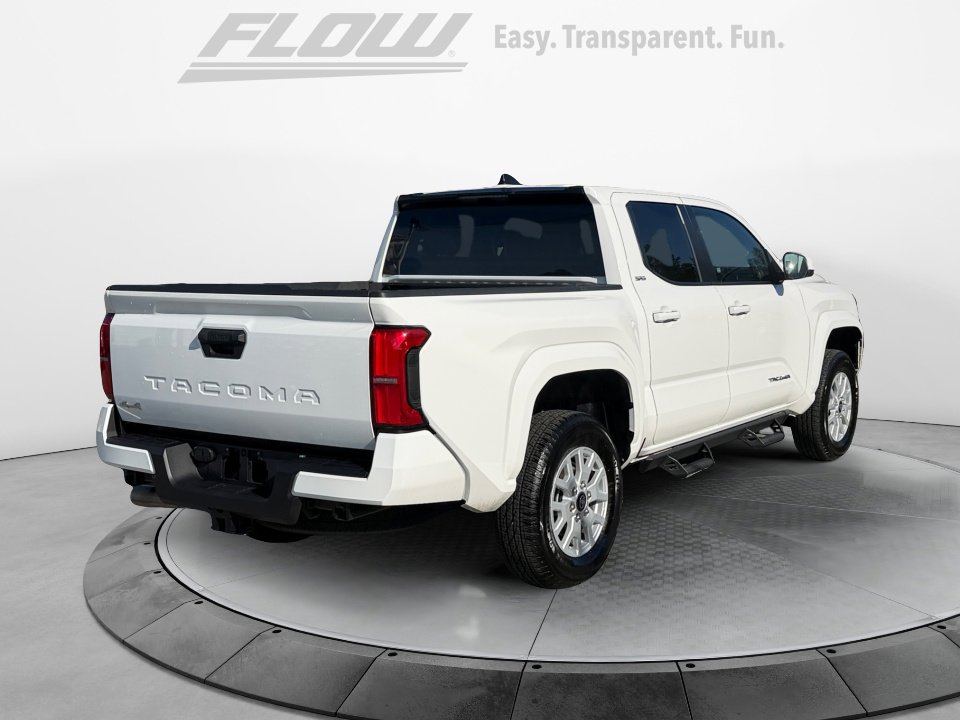 Certified 2025 Toyota Tacoma SR5 AWD/4WD image 9