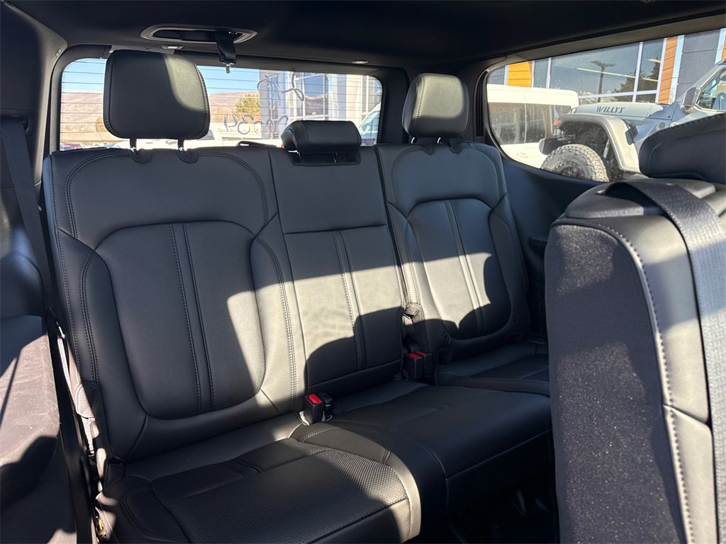 New 2026 Jeep Grand Wagoneer 4WD w/ Premium Group I image 15