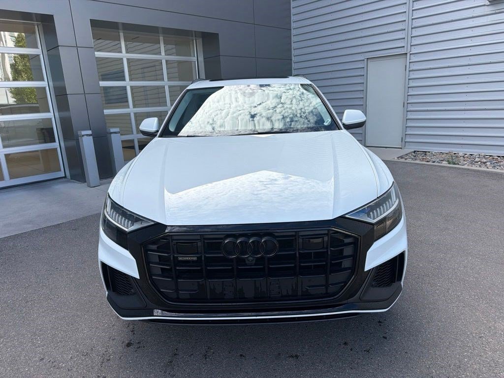 Used 2021 Audi Q8 Prestige AWD/4WD image 3