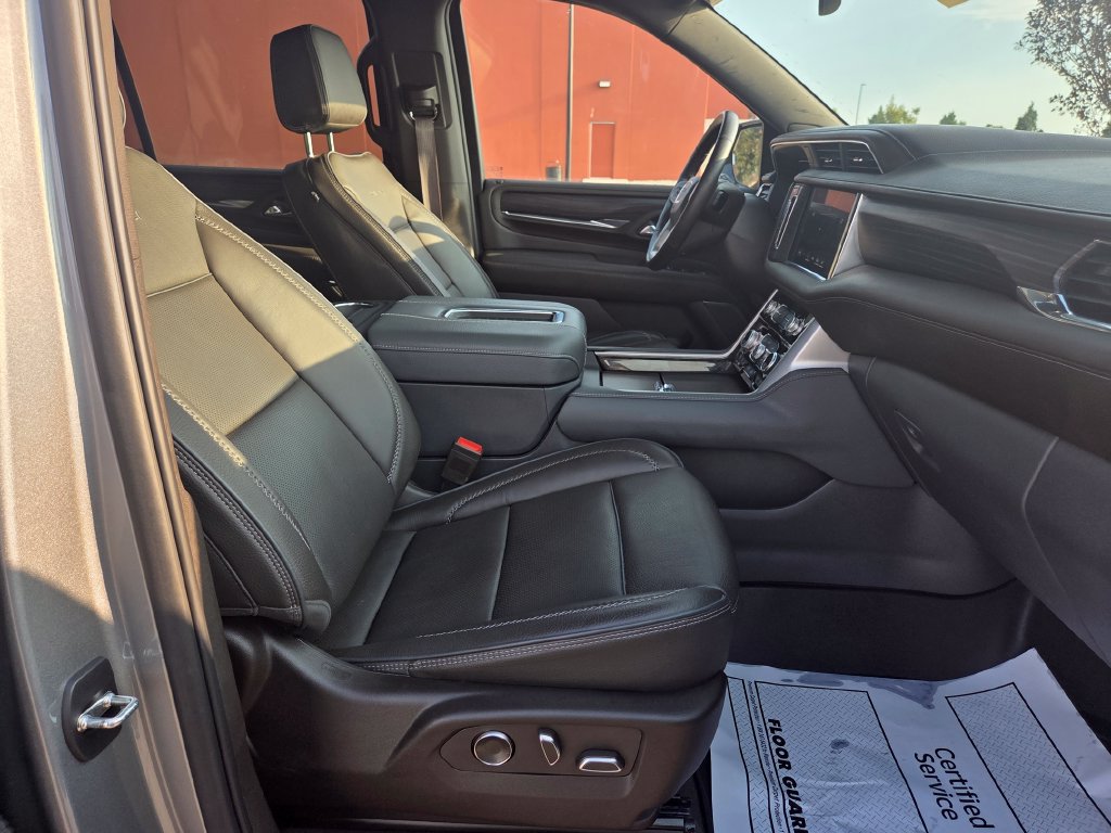 Certified 2023 GMC Yukon XL Denali w/ Max Trailering Package AWD/4WD image 32