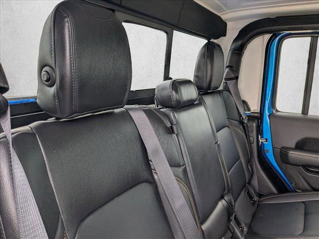 Certified 2025 Jeep Gladiator Sport image 18