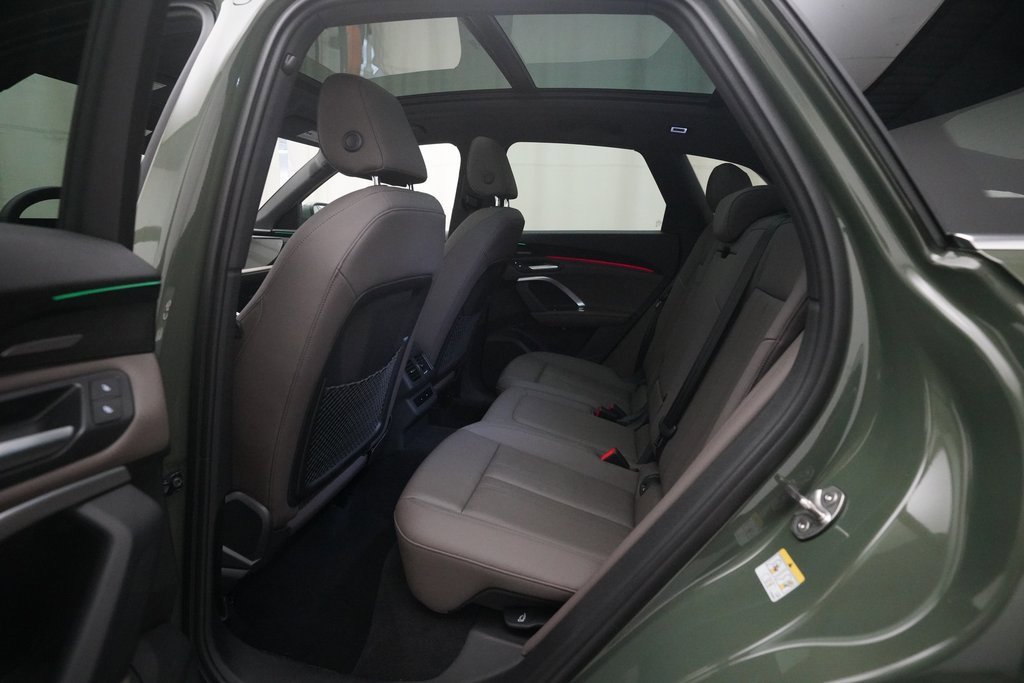 Used 2025 Audi Q5 Premium Plus w/ Premium Plus image 32