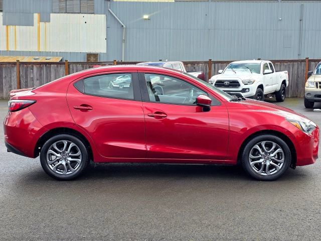 Used 2019 Toyota Yaris LE FWD image 8