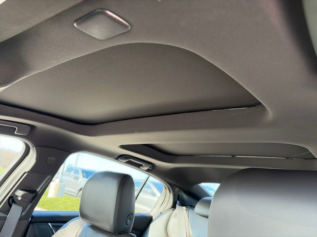 Used 2025 Cadillac CT5 Sport w/ Technology Package image 29