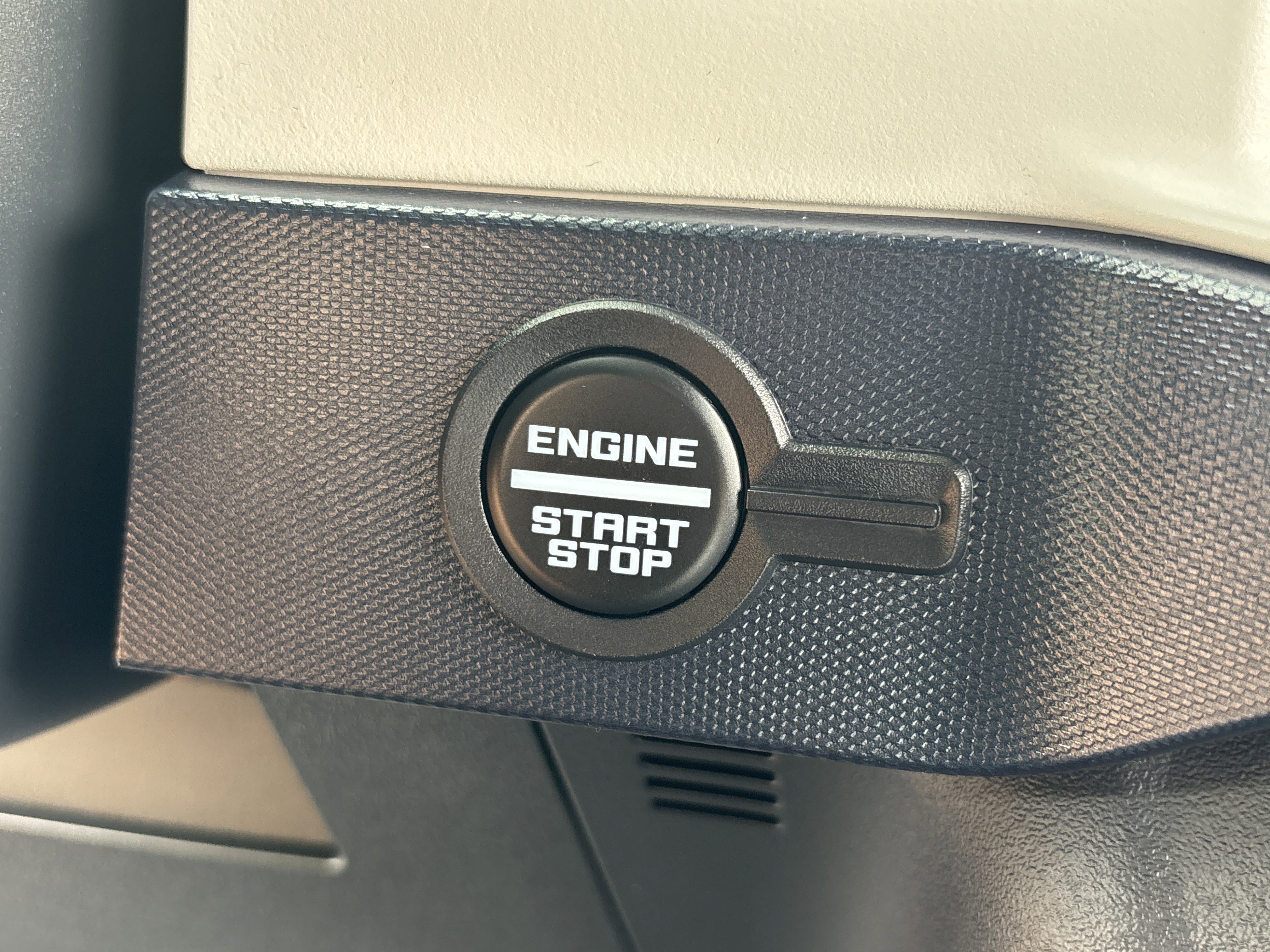 Used 2024 Ford Bronco Heritage Edition AWD/4WD image 22