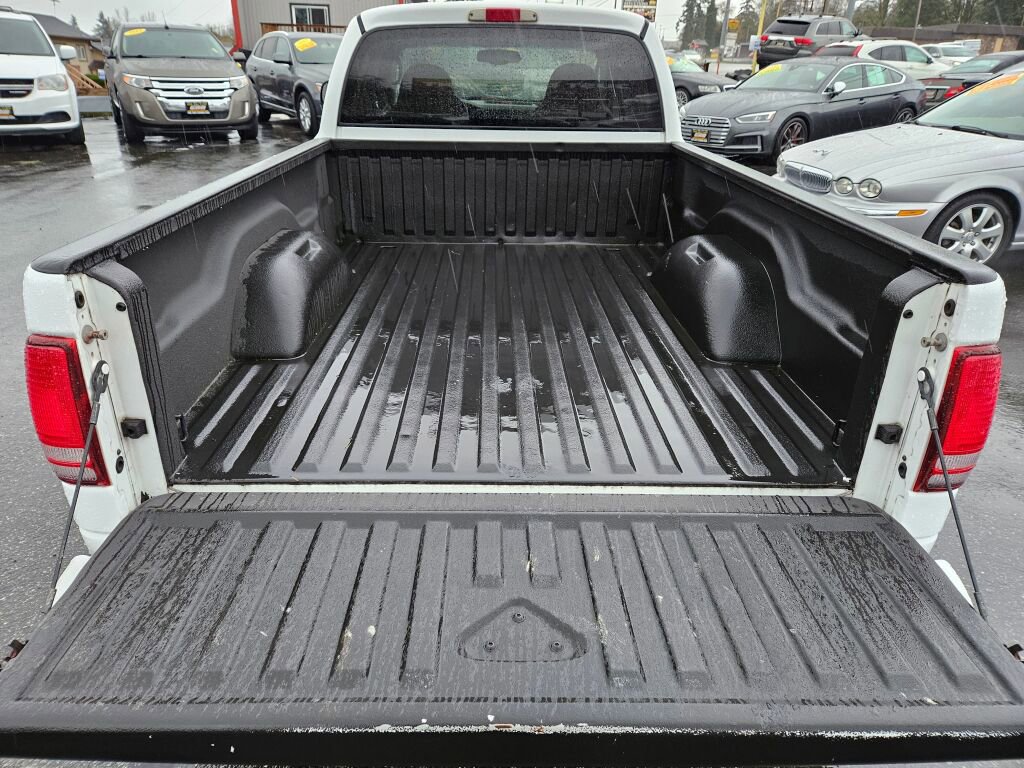 Used 2001 Dodge Dakota Sport image 10
