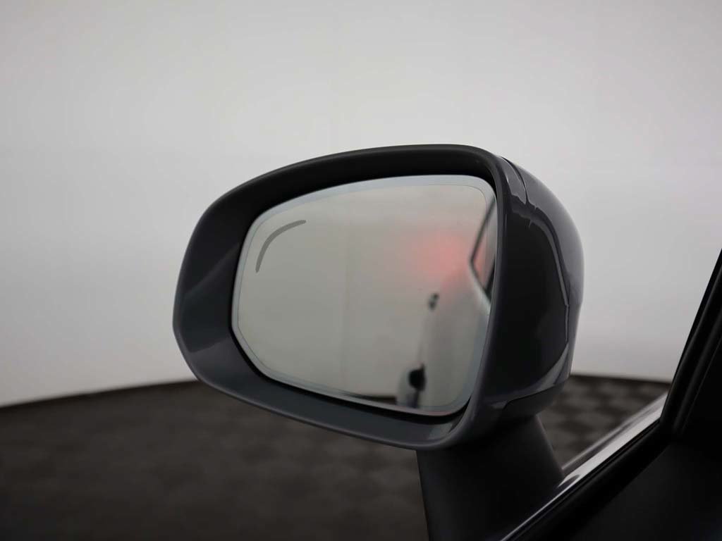Used 2025 Volvo XC90 B6 Plus w/ Protection Package Premier AWD/4WD image 42