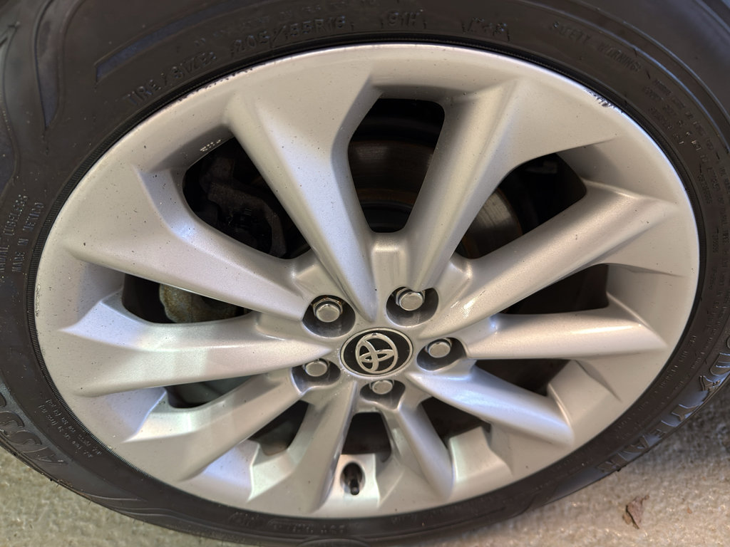 Used 2022 Toyota Corolla XLE FWD image 35