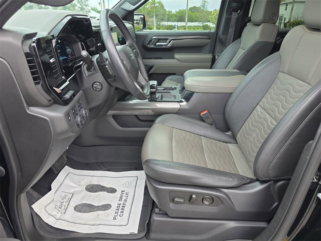 Used 2023 Chevrolet Silverado 1500 ZR2 w/ Technology Package image 22