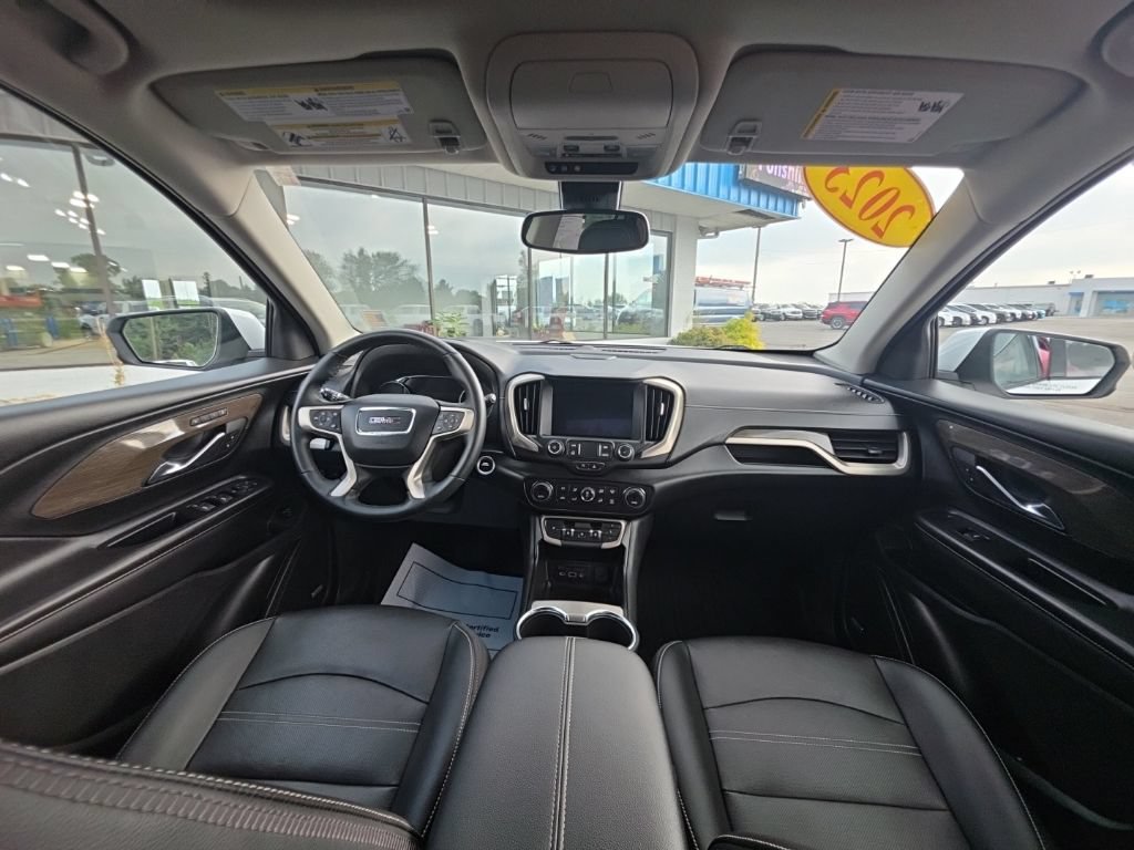 Used 2023 GMC Terrain Denali AWD/4WD image 19