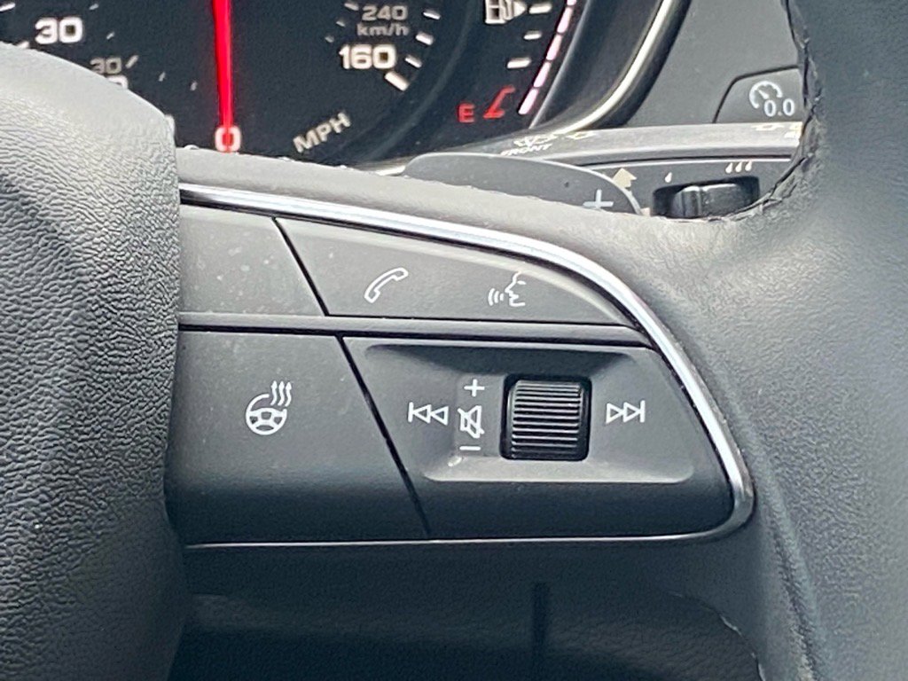 Used 2022 Audi Q5 2.0T Premium w/ Convenience Package image 8