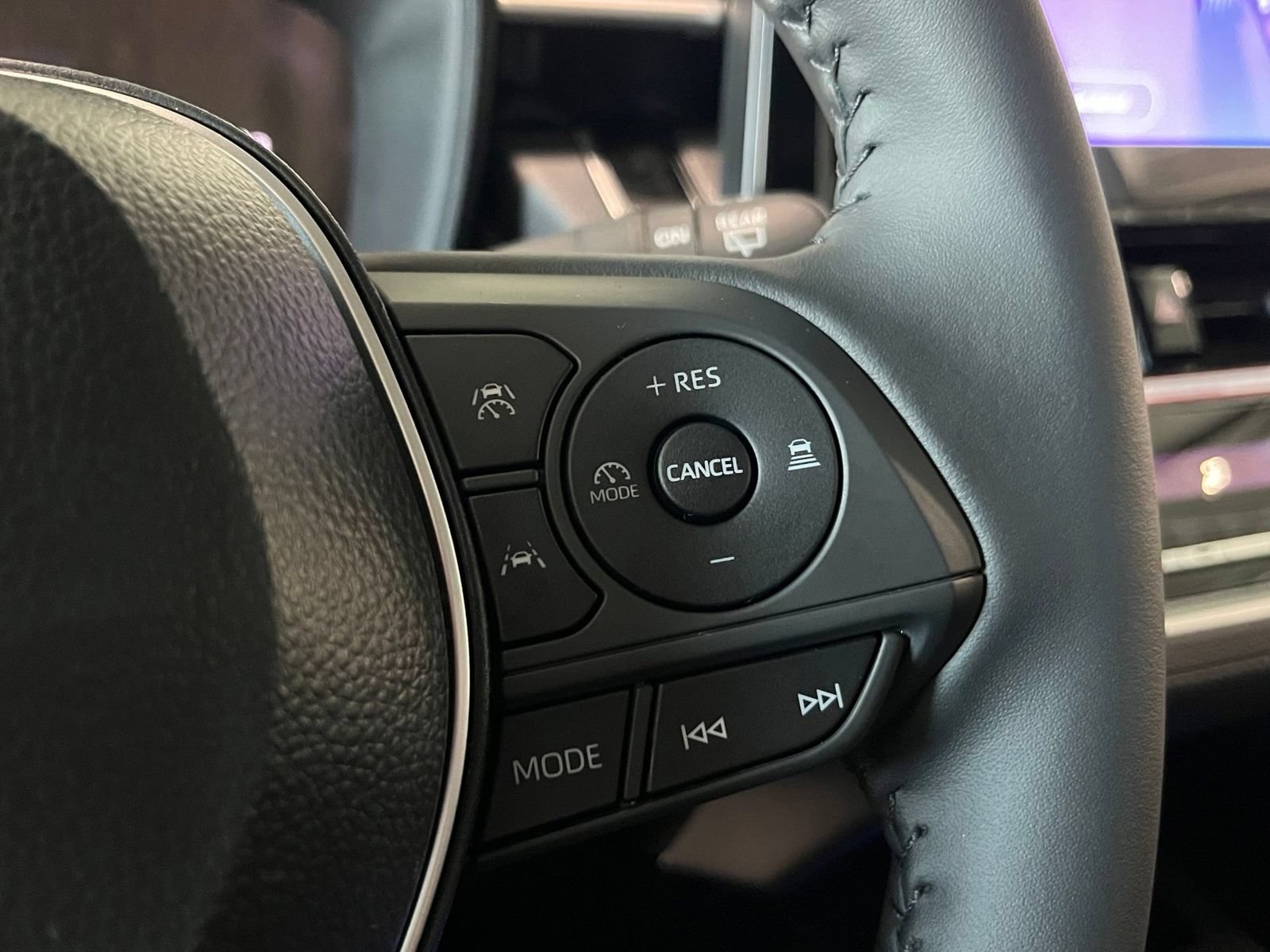 New 2026 Toyota Corolla Cross LE AWD/4WD image 28