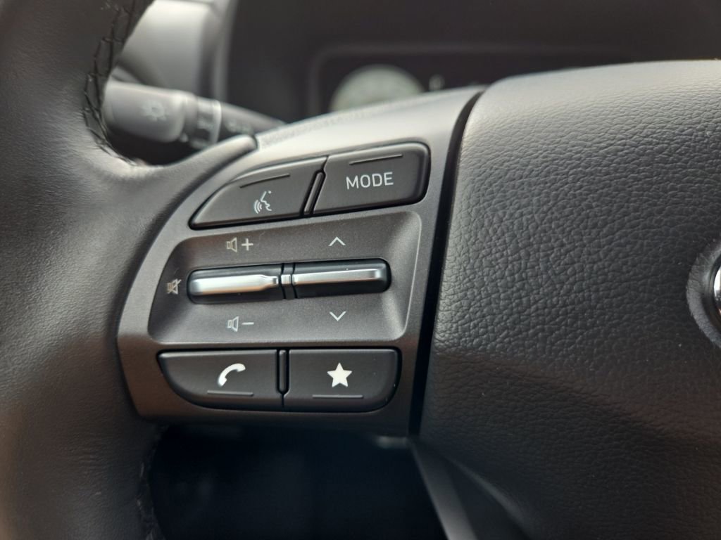 Used 2023 Hyundai Kona Limited w/ Cargo Package AWD/4WD image 33