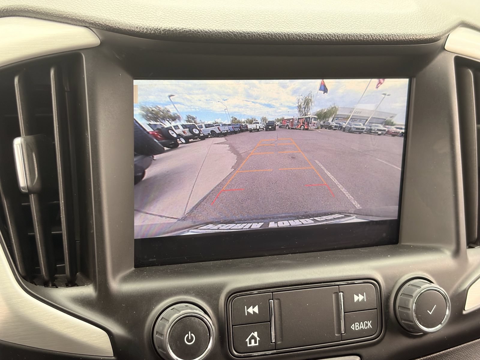 Used 2023 GMC Terrain SLT FWD image 24