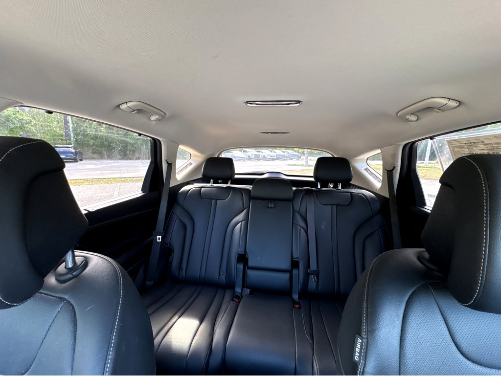 Used 2024 Genesis GV80 2.5T image 32