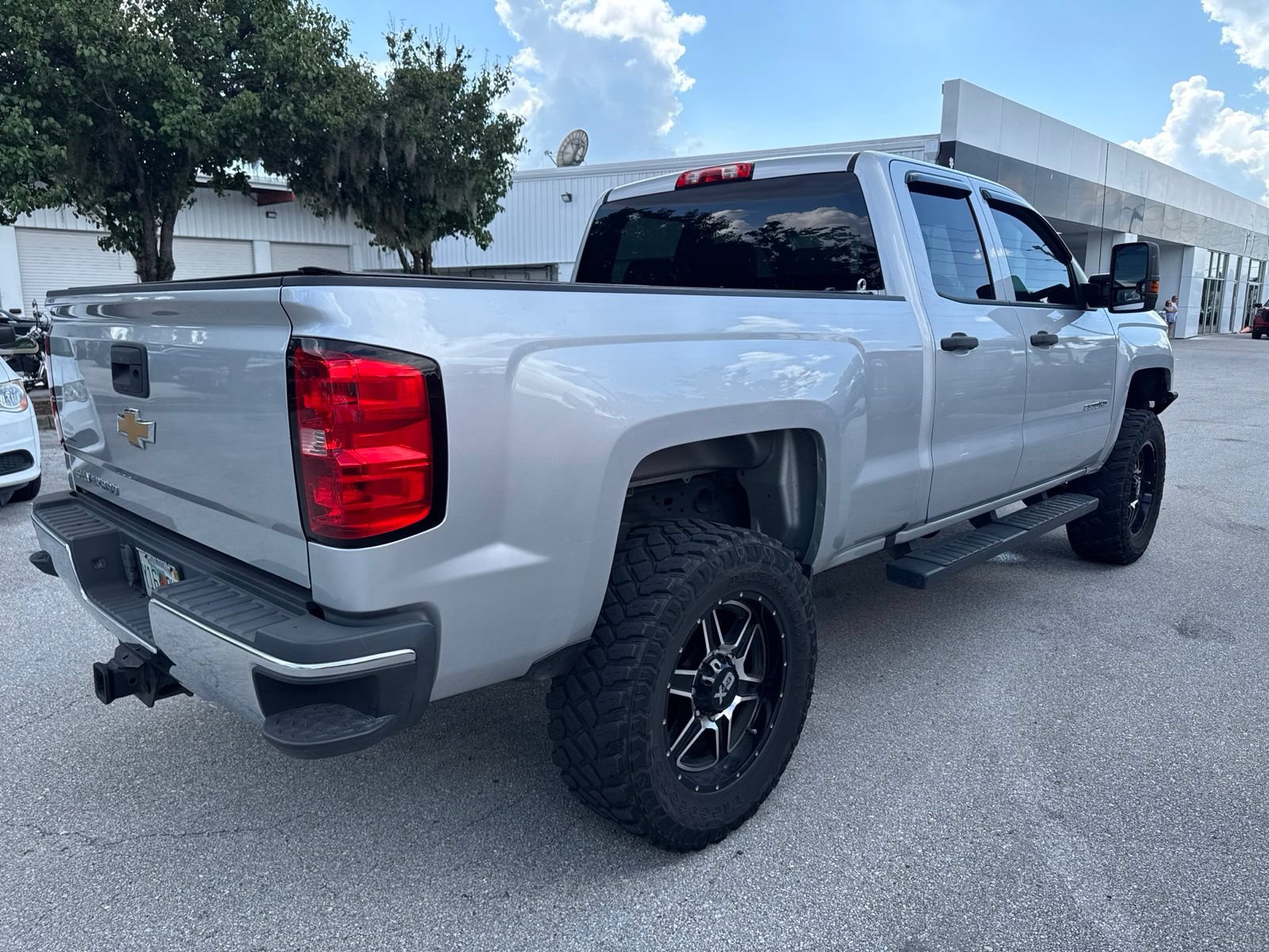 Used 2019 Chevrolet Silverado 2500 W/T AWD/4WD image 3
