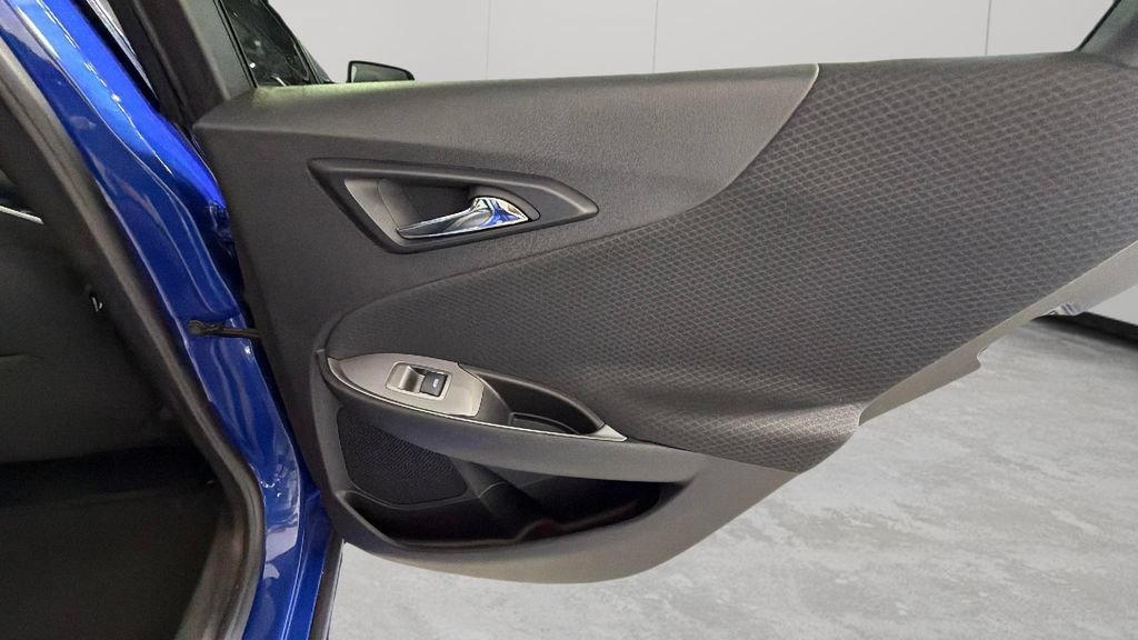 Used 2023 Chevrolet Malibu LT FWD image 31