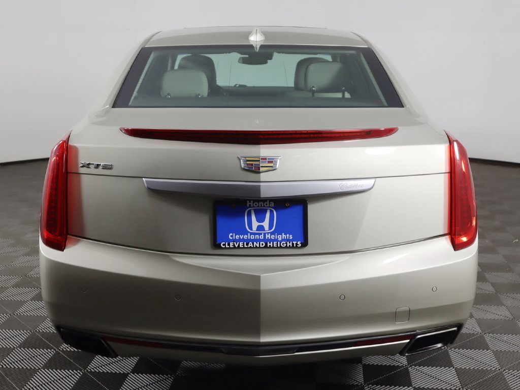 Used 2016 Cadillac XTS Luxury w/ Driver Awareness Package image 15