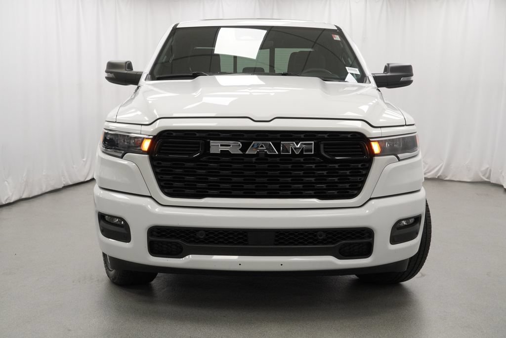 Used 2025 RAM 1500 Big Horn AWD/4WD image 8