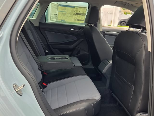 New 2026 Volkswagen Jetta SE FWD image 15