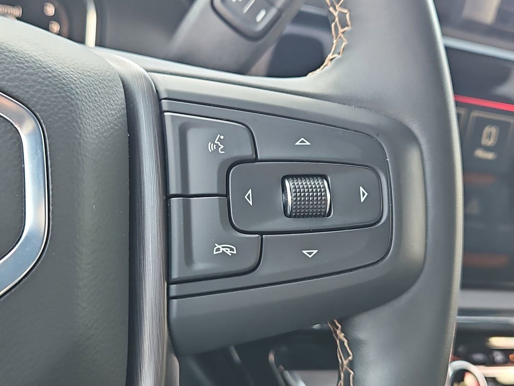 Used 2025 GMC Sierra 2500 AT4 image 30