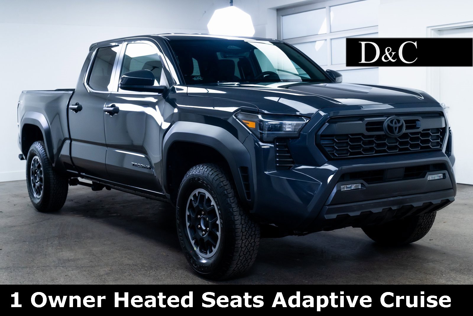 Used 2025 Toyota Tacoma TRD Off-Road image 1