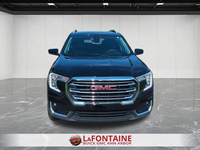 Certified 2023 GMC Terrain SLT w/ Infotainment Package II AWD/4WD image 3