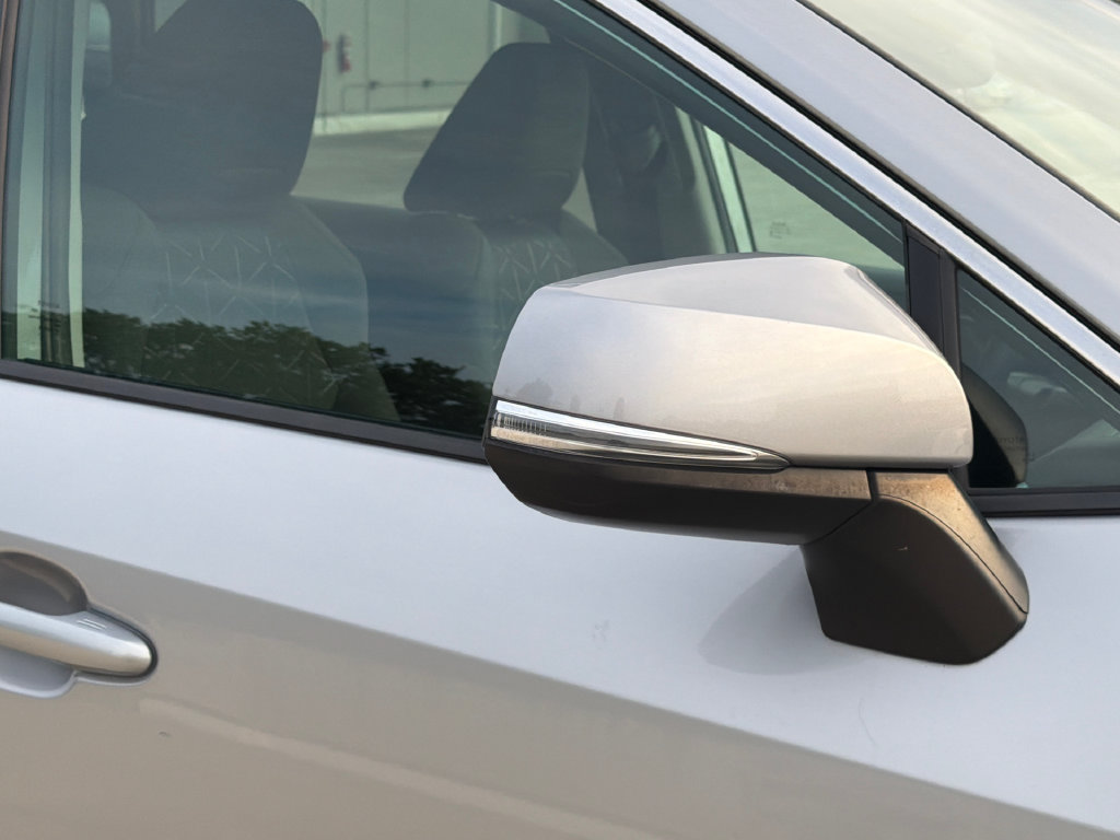 Used 2021 Toyota RAV4 XLE AWD/4WD image 8