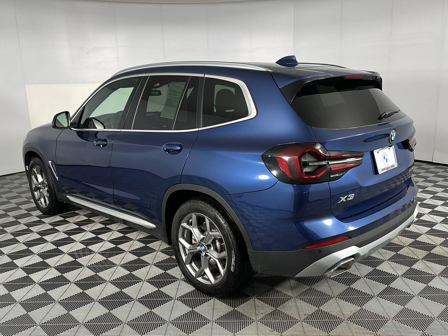 Used 2024 BMW X3 xDrive30i w/ Premium Package AWD/4WD image 24