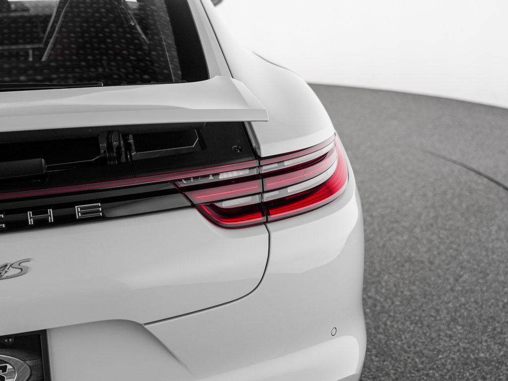 Used 2018 Porsche Panamera 4S AWD/4WD image 45