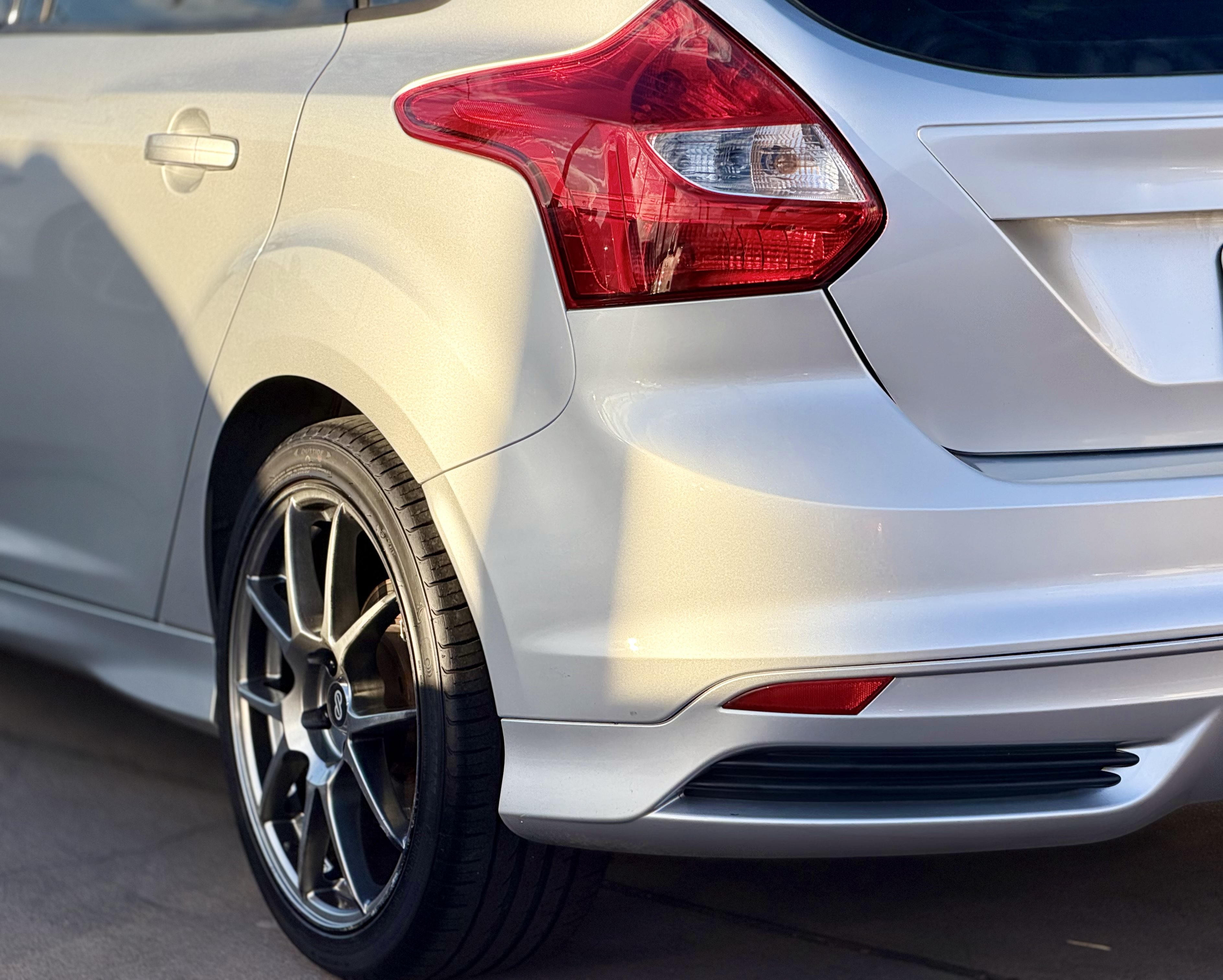 Used 2014 Ford Focus ST w/ Equipment Group 202A FWD image 14