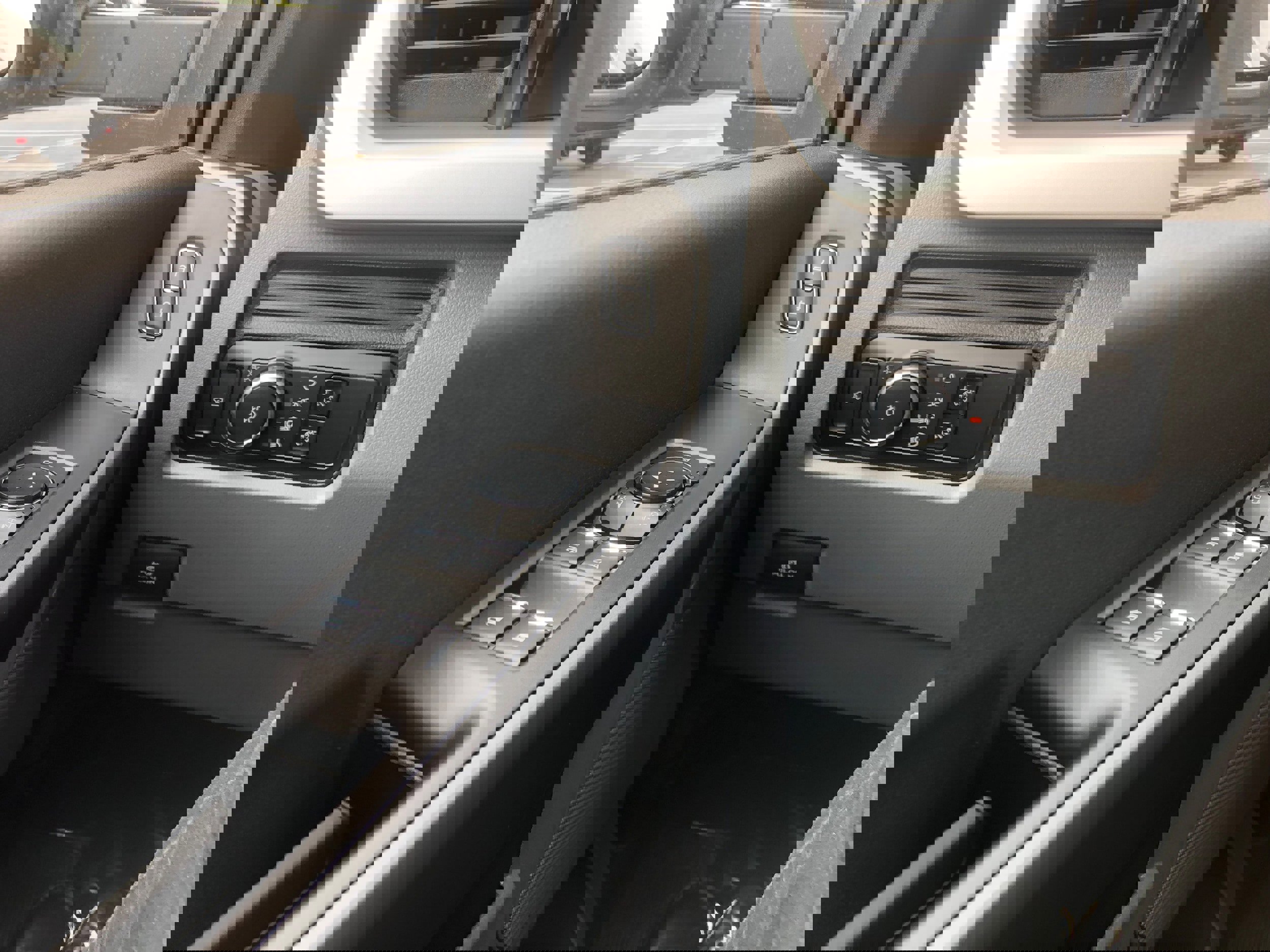 New 2026 Ford F350 XLT image 19