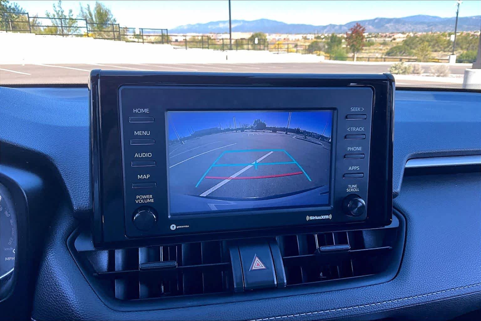 Used 2022 Toyota RAV4 LE AWD/4WD image 27