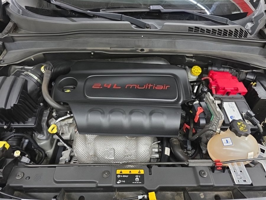 Used 2018 Jeep Renegade Sport w/ Power & Air Group AWD/4WD image 32