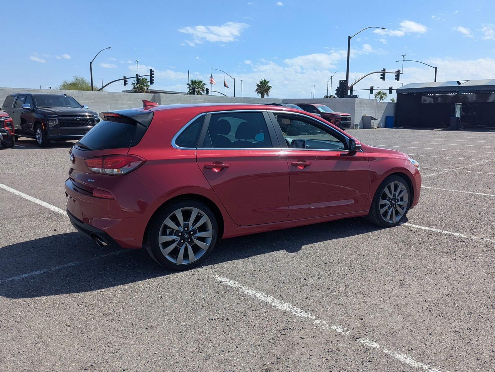 Used 2018 Hyundai Elantra GT Sport image 4