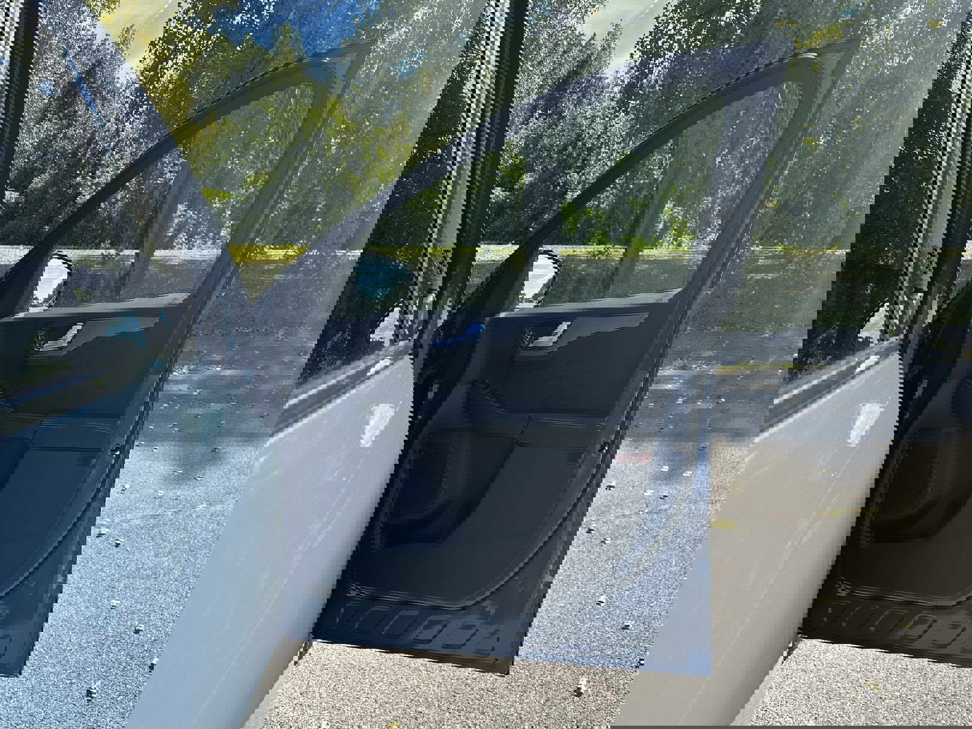 New 2025 Ford Escape SE image 32